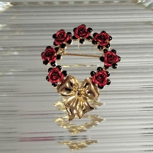 Avon Vintage Red Rose Bow Wreath Brooch Pin